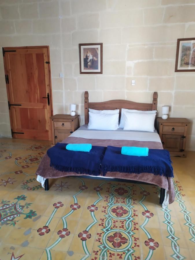 Farmhouse Tal Kaptan Kercem Ngoại thất bức ảnh