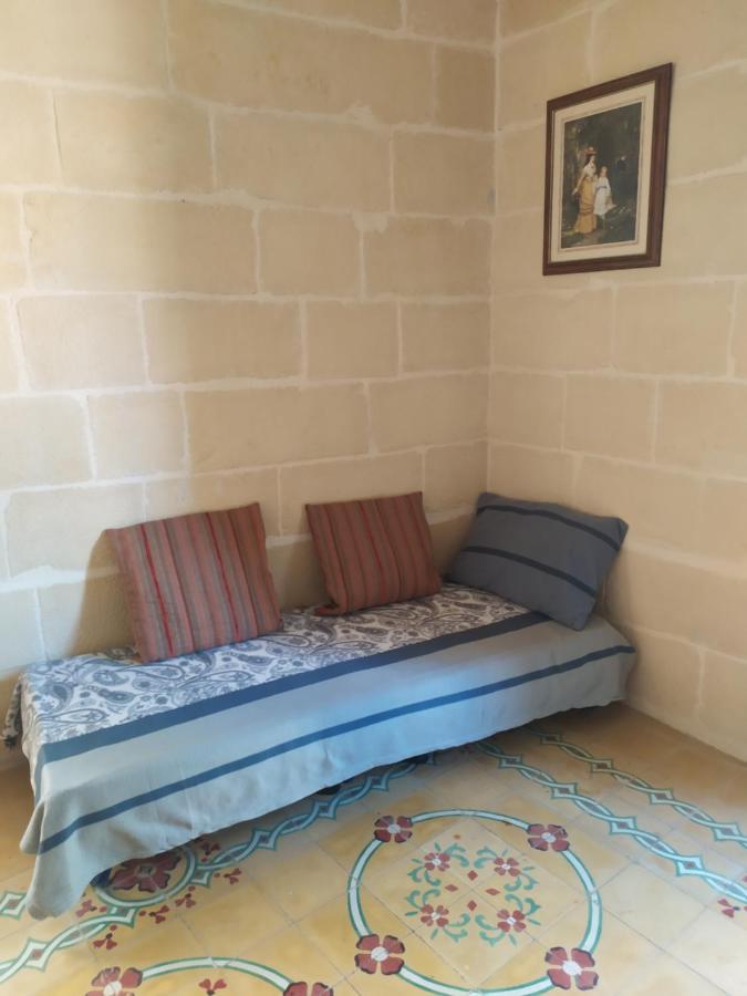 Farmhouse Tal Kaptan Kercem Ngoại thất bức ảnh